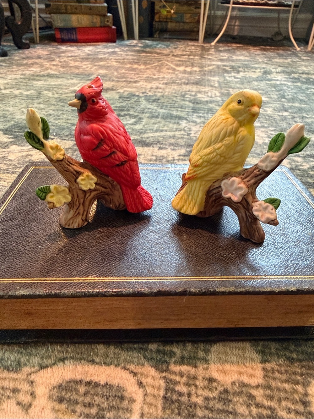 Vintage Porcelain bird salt and pepper shakers.